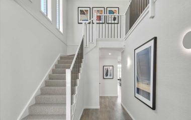 Champion Nova 252_Hallway 1