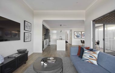 Champion Nova 252_Lounge 01