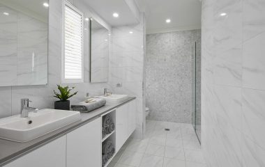 Novara215 Ensuite 2A